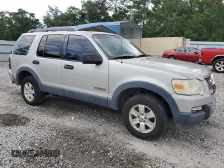 2006 Ford Explorer XLT z VIN 1FMEU63E66ZA29135, wystawiony jako Copart lot #54723255 z przebiegiem 202 815 mil mil oraz Czysty tytuł • Clean title. Historia ofert i sprzedaży dostępna na DreamBid. Obrazek 4.