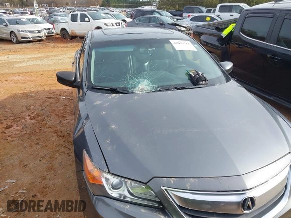2013 Acura ILX Tech Pkg with VIN 19VDE1F79DE013364, listed as a IAAI auction lot 41059783 with 140,574 mi miles. Bid and sale history available at carsss.com. Image 6.