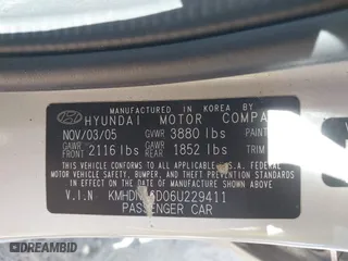2006 Hyundai Elantra GLS with VIN KMHDN46D06U229411, listed as a IAAI auction lot 41828932 with 48,455 mi miles. Bid and sale history available at carsss.com. Image 9.