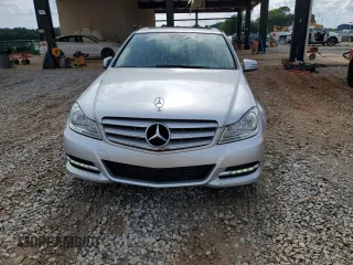 2014 Mercedes-Benz C 250 Sport with VIN WDDGF4HB1EA950028, listed as a Copart auction lot 58206825 with 105,523 mi miles and Salvage title. Bid and sale history available at DreamBid. Image 5.