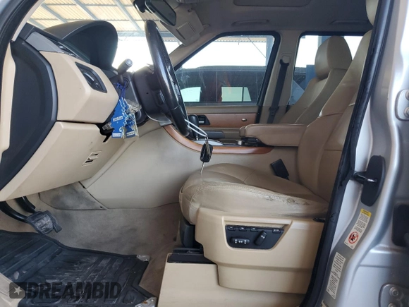 2008 Land Rover Range Rover Sport HSE z VIN SALSK25498A128004, wystawiony jako Copart lot #59326645 z przebiegiem 150 093 mil mil oraz Szkoda całkowita • Salvage title. Historia ofert i sprzedaży dostępna na DreamBid. Obrazek 7.