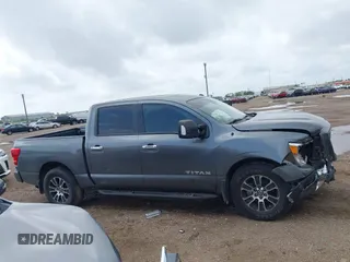 2021 Nissan Titan SV z VIN 1N6AA1EF8MN536575, wystawiony jako IAAI lot #42079874 z przebiegiem 45 332 mil mil oraz . Historia ofert i sprzedaży dostępna na DreamBid. Obrazek 13.