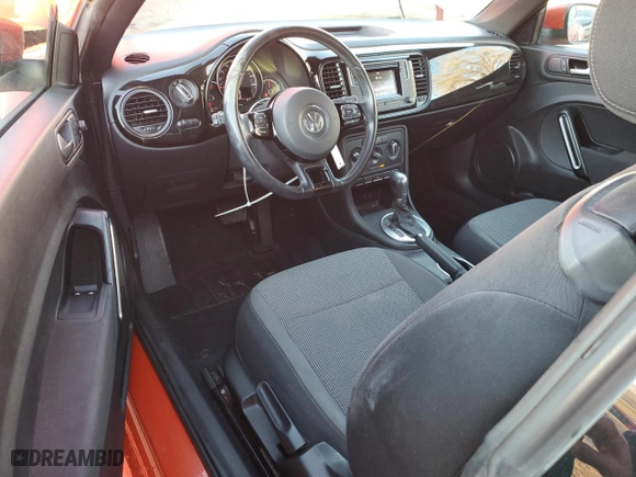 2019 Volkswagen Beetle S with VIN 3VWFD7AT9KM712147, listed as a Copart auction lot 84101684 with 13,300 mi miles and Salvage Title. Bid and sale history available at carsss.com. Image 8.