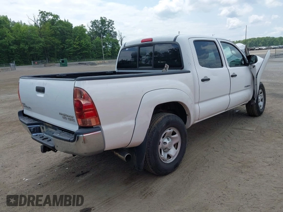 2007 Toyota Tacoma PreRunner z VIN 5TEJU62N77Z327977, wystawiony jako IAAI lot #42450935 z przebiegiem 140 983 mil mil oraz . Historia ofert i sprzedaży dostępna na DreamBid. Obrazek 4.