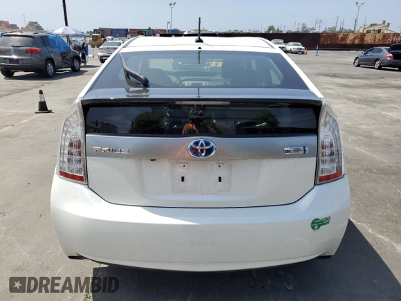 2014 Toyota Prius with VIN JTDKN3DP9E3053840, listed as a Copart auction lot 61880475 with 50,179 mi miles and Salvage title. Bid and sale history available at DreamBid. Image 6.