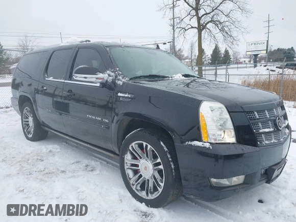 2012 Cadillac Escalade ESV Premium z VIN 1GYS4JEF0CR310045, wystawiony jako IAAI lot #41332306 z przebiegiem 166 676 mil mil oraz . Historia ofert i sprzedaży dostępna na DreamBid. Obrazek 1.