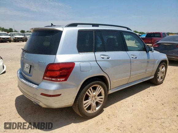 2015 Mercedes-Benz GLK 350 with VIN WDCGG8JB7FG409227, listed as a Copart auction lot 56945485 with 135,416 mi miles and Clean Title. Bid and sale history available at DreamBid. Image 3.