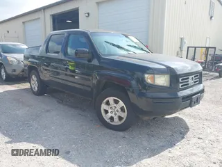 2008 Honda Ridgeline RTL z VIN 2HJYK16588H536039, wystawiony jako IAAI lot #42514911 z przebiegiem 240 204 mil mil oraz . Historia ofert i sprzedaży dostępna na DreamBid. Obrazek 1.