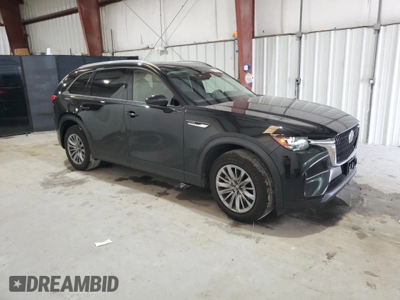 2025 Mazda CX-90 Preferred z VIN JM3KKBHD1S1203862, wystawiony jako Copart lot #51180285 z przebiegiem 8 332 mil mil oraz Czysty tytuł • Clean title. Historia ofert i sprzedaży dostępna na DreamBid. Obrazek 4.