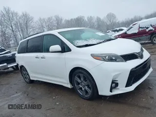 2019 Toyota Sienna SE z VIN 5TDXZ3DC5KS007584, wystawiony jako IAAI lot #41611348 z przebiegiem 109 490 mil mil oraz . Historia ofert i sprzedaży dostępna na DreamBid. Obrazek 1.