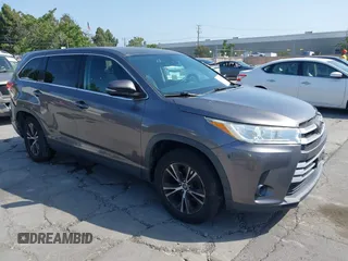 2019 Toyota Highlander LE with VIN 5TDZZRFH6KS326822, listed as a IAAI auction lot 42421899 with 150,509 mi miles and . Bid and sale history available at DreamBid. Image 1.