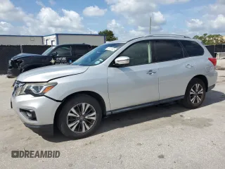 2018 Nissan Pathfinder SL z VIN 5N1DR2MN9JC608748, wystawiony jako Copart lot #63747425 z przebiegiem 94 834 mil mil oraz Czysty tytuł • Clean title. Historia ofert i sprzedaży dostępna na DreamBid. Obrazek 1.