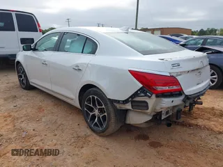 2016 Buick LaCrosse Sport Touring with VIN 1G4G45G39GF205576, listed as a IAAI auction lot 41972707 with 111,411 mi miles. Bid and sale history available at carsss.com. Image 3.