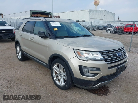2017 Ford Explorer XLT z VIN 1FM5K7D89HGD85422, wystawiony jako IAAI lot #41787616 z przebiegiem 32 068 mil mil oraz . Historia ofert i sprzedaży dostępna na DreamBid. Obrazek 1.