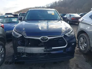 2020 Toyota Highlander LE z VIN 5TDBZRBH4LS043649, wystawiony jako IAAI lot #41425332 z przebiegiem 66 161 mil mil oraz . Historia ofert i sprzedaży dostępna na DreamBid. Obrazek 12.