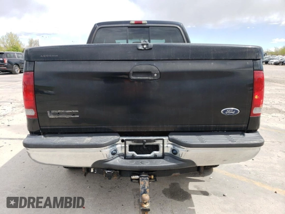 2005 Ford F-350 XL с VIN 1FTWW31P25EA36689, выставлен на аукционе Copart как лот 54117095 с пробегом 230 370 миль миль и Списание • Salvage title. История ставок и продаж доступна на DreamBid. Изображение 6.
