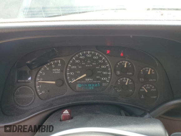 2002 Chevrolet Avalanche with VIN 3GNEK13T12G154265, listed as a Copart auction lot 62319654 with 248,189 mi miles and Clean Title. Bid and sale history available at carsss.com. Image 9.