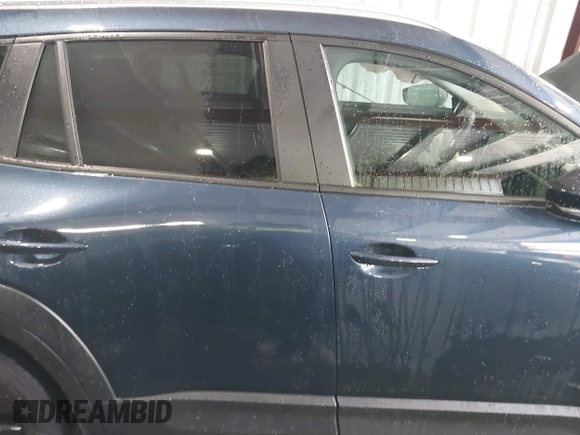 2025 Mazda CX-50 S Preferred with VIN 7MMVABBM6SN302350, listed as a IAAI auction lot 41840310 with 5,563 mi miles and . Bid and sale history available at carsss.com. Image 14.