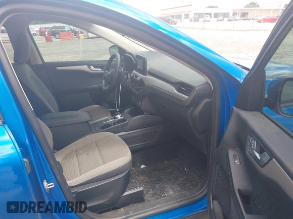 2020 Ford Escape SE with VIN 1FMCU0G61LUB55743, listed as a IAAI auction lot 42190522 with 76,919 mi miles and . Bid and sale history available at DreamBid. Image 5.