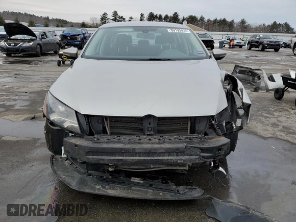 2012 Volkswagen Passat S w/Appearance with VIN 1VWAP7A39CC081677, listed as a Copart auction lot 89195925 with 207,362 mi miles and Salvage Title. Bid and sale history available at carsss.com. Image 5.