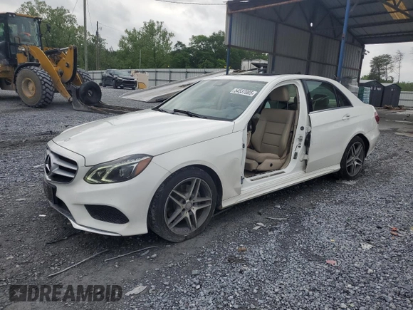 2016 Mercedes-Benz E 350 Luxury z VIN WDDHF8JB4GB285533, wystawiony jako Copart lot #54537085 z przebiegiem 117 556 mil mil oraz Szkoda całkowita • Salvage title. Historia ofert i sprzedaży dostępna na DreamBid. Obrazek 1.