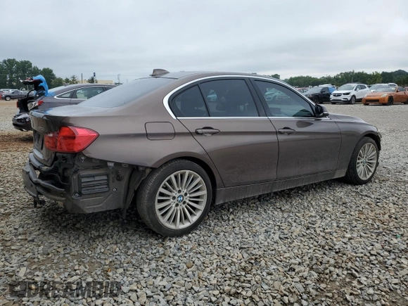 2013 BMW 3 Series 328i z VIN WBA3A5C56DF350294, wystawiony jako Copart lot #62420505 z przebiegiem 184 532 mil mil oraz Czysty tytuł • Clean title. Historia ofert i sprzedaży dostępna na DreamBid. Obrazek 3.