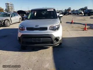 2017 Kia Soul with VIN KNDJN2A20H7477001, listed as a Copart auction lot 85986864 with 81,934 mi miles and Salvage Title. Bid and sale history available at carsss.com. Image 12.