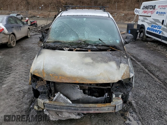 2001 Chrysler Voyager LX z VIN 1C4GJ45341B258517, wystawiony jako Copart lot #47789295 z przebiegiem Nie podano mil oraz Szkoda całkowita • Salvage title. Historia ofert i sprzedaży dostępna na DreamBid. Obrazek 5.