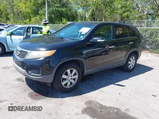 2011 Kia Sorento LX with VIN 5XYKT3A12BG033992, listed as a IAAI auction lot 41832461 with 175,808 mi miles. Bid and sale history available at carsss.com. Image 17.
