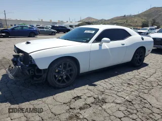 2021 Dodge Challenger GT z VIN 2C3CDZJG1MH507366, wystawiony jako Copart lot #56415995 z przebiegiem 72 793 mil mil oraz Szkoda całkowita • Salvage title. Historia ofert i sprzedaży dostępna na DreamBid. Obrazek 1.
