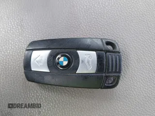 2008 BMW 1 Series 135i with VIN WBAUC73558VF22727, listed as a IAAI auction lot 41590354 with 81,362 mi miles. Bid and sale history available at carsss.com. Image 11.