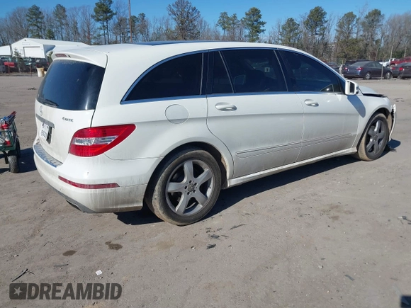 2011 Mercedes-Benz R 350 with VIN 4JGCB6FE5BA118387, listed as a IAAI auction lot 41434219 with 203,428 mi miles and . Bid and sale history available at carsss.com. Image 4.