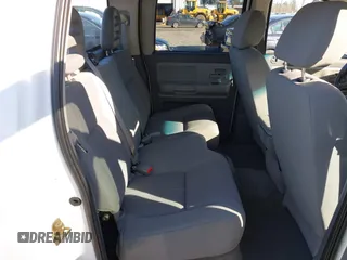 2006 Dodge Dakota SLT with VIN 1D7HW48N26S710819, listed as a IAAI auction lot 41691700 with 110,269 mi miles. Bid and sale history available at carsss.com. Image 8.