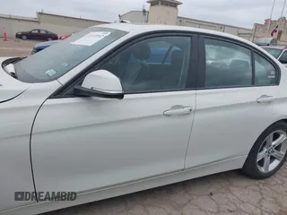2014 BMW 3 Series 320i xDrive with VIN WBA3C3C52EP661389, listed as a IAAI auction lot 42160042 with 131,997 mi miles and . Bid and sale history available at DreamBid. Image 15.