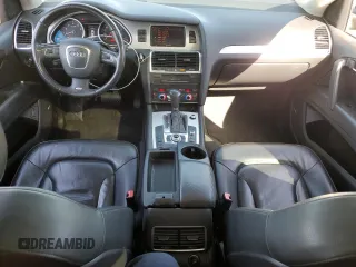 2010 Audi Q7 z VIN WA1MYAFEXAD005200, wystawiony jako Copart lot #50081265 z przebiegiem 103 221 mil mil oraz Szkoda całkowita • Salvage title. Historia ofert i sprzedaży dostępna na DreamBid. Obrazek 8.