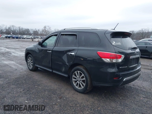 2015 Nissan Pathfinder Platinum with VIN 5N1AR2MM4FC632070, listed as a IAAI auction lot 41174342 with 192,651 mi miles and . Bid and sale history available at DreamBid. Image 3.