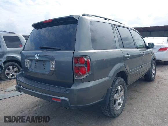2008 Honda Pilot SE z VIN 5FNYF28398B002984, wystawiony jako IAAI lot #42105823 z przebiegiem 173 590 mil mil oraz . Historia ofert i sprzedaży dostępna na DreamBid. Obrazek 4.