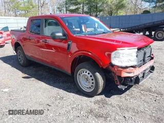 2024 Ford Maverick XLT with VIN 3FTTW8H94RRA90358, listed as a IAAI auction lot 41842020 with 8,433 mi miles and . Bid and sale history available at carsss.com. Image 1.