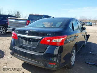 2016 Nissan Sentra SR with VIN 3N1AB7AP2GL683371, listed as a IAAI auction lot 41817502 with 82,072 mi miles. Bid and sale history available at carsss.com. Image 4.