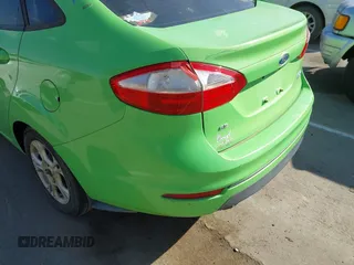 2015 Ford Fiesta SE с VIN 3FADP4BJ6FM205425, выставлен на аукционе IAAI как лот 42075564 с пробегом 141 794 миль миль и . История ставок и продаж доступна на DreamBid. Изображение 13.