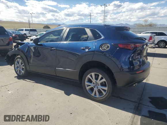 2023 Mazda CX-30 S Carbon Edition z VIN 3MVDMBCM3PM554378, wystawiony jako Copart lot #50558075 z przebiegiem 26 658 mil mil oraz Szkoda całkowita • Salvage title. Historia ofert i sprzedaży dostępna na DreamBid. Obrazek 2.