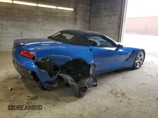 2015 Chevrolet Corvette 2LT z VIN 1G1YD3D72F5106938, wystawiony jako Copart lot #59184705 z przebiegiem 14 082 mil mil oraz Szkoda całkowita • Salvage title. Historia ofert i sprzedaży dostępna na DreamBid. Obrazek 3.