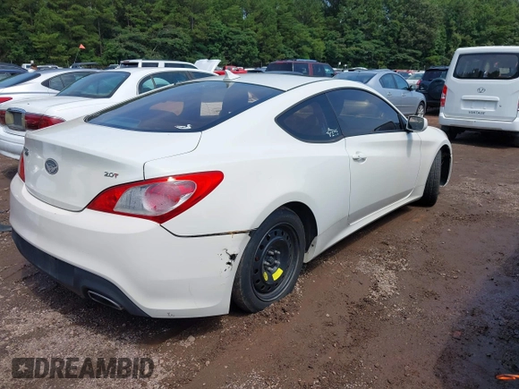 2010 Hyundai Genesis Coupe with VIN KMHHT6KD3AU033898, listed as a IAAI auction lot 42539696 with 209,175 mi miles and . Bid and sale history available at DreamBid. Image 4.