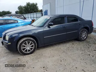 2007 Chrysler 300 Limited with VIN 2C3KK53G97H771740, listed as a Copart auction lot 79426564 with 132,823 mi miles and Salvage Title. Bid and sale history available at carsss.com. Image 1.