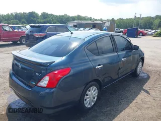 2016 Nissan Versa S Plus z VIN 3N1CN7AP9GL903668, wystawiony jako IAAI lot #42582825 z przebiegiem 192 674 mil mil oraz . Historia ofert i sprzedaży dostępna na DreamBid. Obrazek 4.