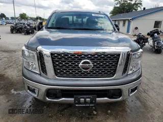 2017 Nissan Titan SV z VIN 1N6AA1E53HN539039, wystawiony jako Copart lot #58236775 z przebiegiem 67 033 mil mil oraz Szkoda całkowita • Salvage title. Historia ofert i sprzedaży dostępna na DreamBid. Obrazek 5.