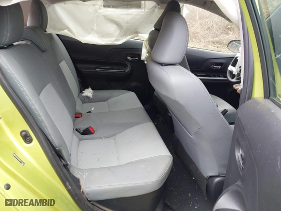 2015 Toyota Prius c One with VIN JTDKDTB38F1114272, listed as a IAAI auction lot 41224252 with 59,717 mi miles. Bid and sale history available at carsss.com. Image 8.