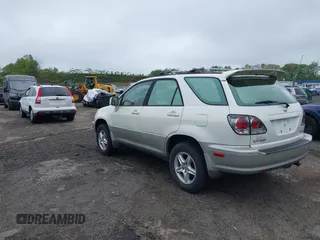 2001 Lexus RX 300 with VIN JTJHF10U310224517, listed as a IAAI auction lot 42201571 with 144,306 mi miles. Bid and sale history available at carsss.com. Image 3.