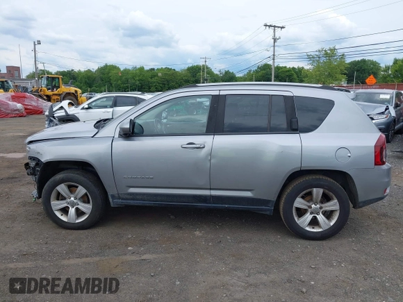 2017 Jeep Compass Latitude with VIN 1C4NJDEB0HD112001, listed as a IAAI auction lot 42352409 with 151,352 mi miles and . Bid and sale history available at DreamBid. Image 17.