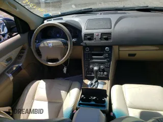 2010 Volvo XC90 I6 with VIN YV4982CZXA1552085, listed as a Copart auction lot 54414345 with 193,807 mi miles and Clean Title. Bid and sale history available at DreamBid. Image 8.